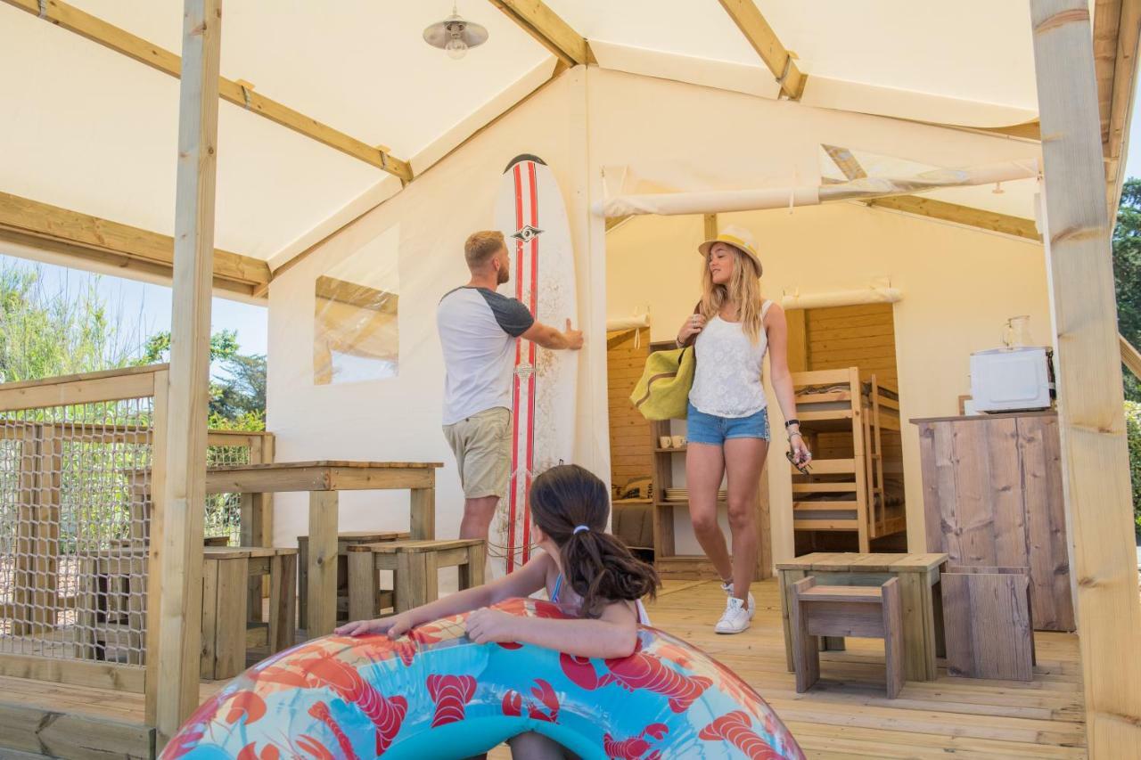 Camping Les Grenettes แซงต์-มารี-เด-เร ภายนอก รูปภาพ